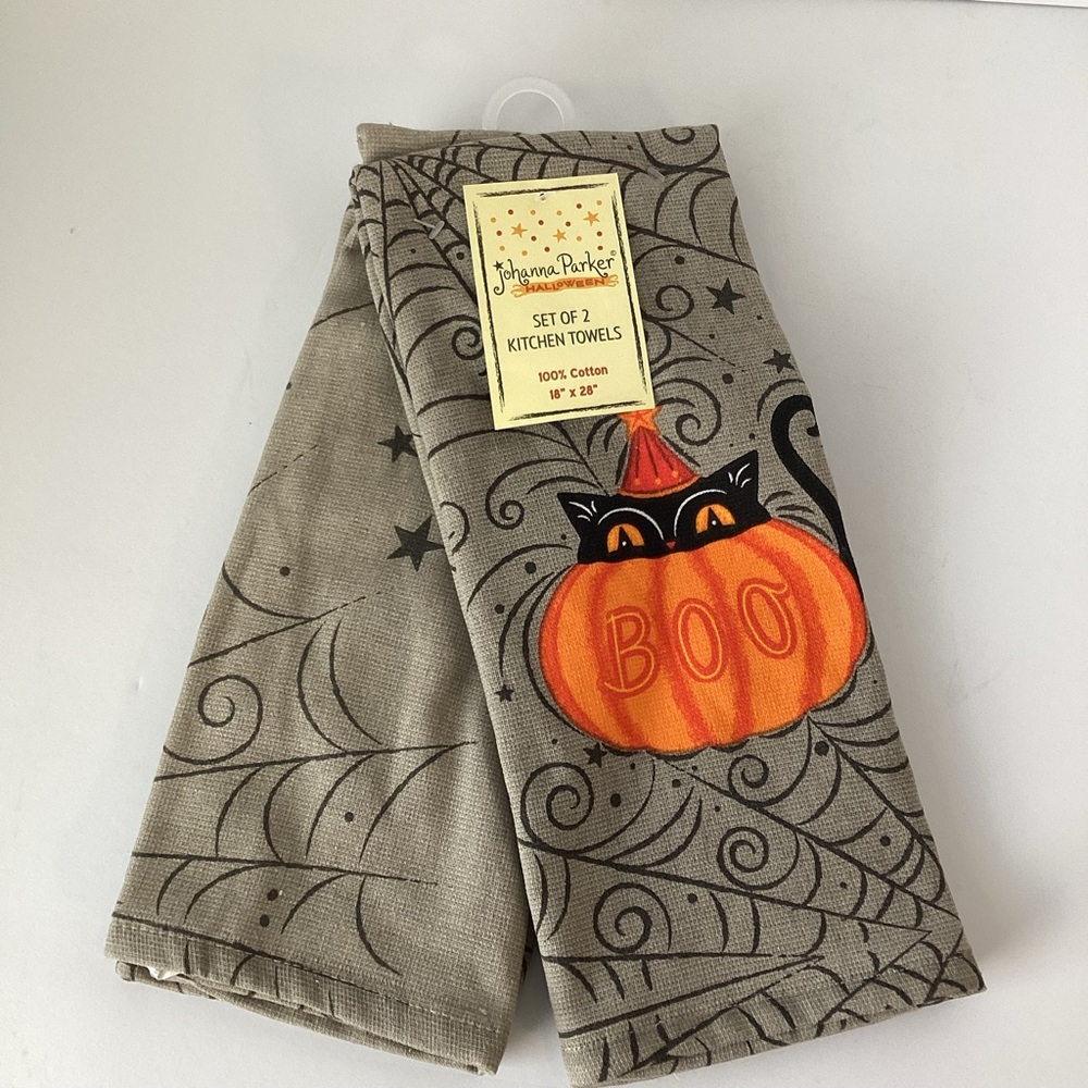 JOHANNA PARKER: 2 piece black cat kitchen towel set